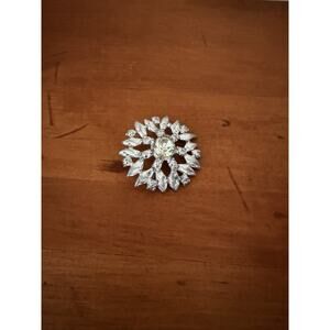 Vintage Mid Century Silver Tone Flower Snowflake Rhinestone Brooch Pin